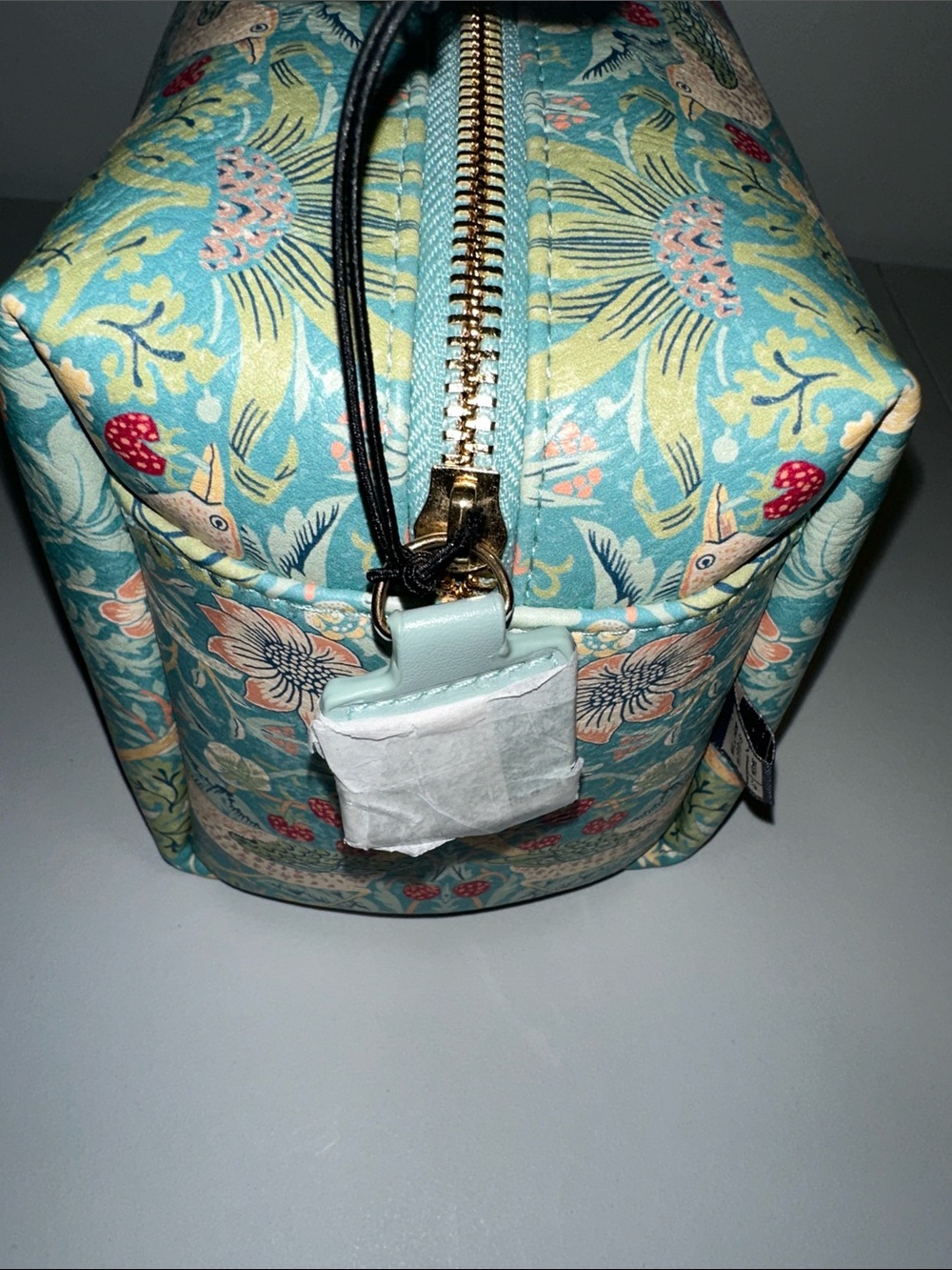 William Morris Teal Green Multi Duck Egg Strawberry Thief Large Wash Bag - Picture 3 of 10